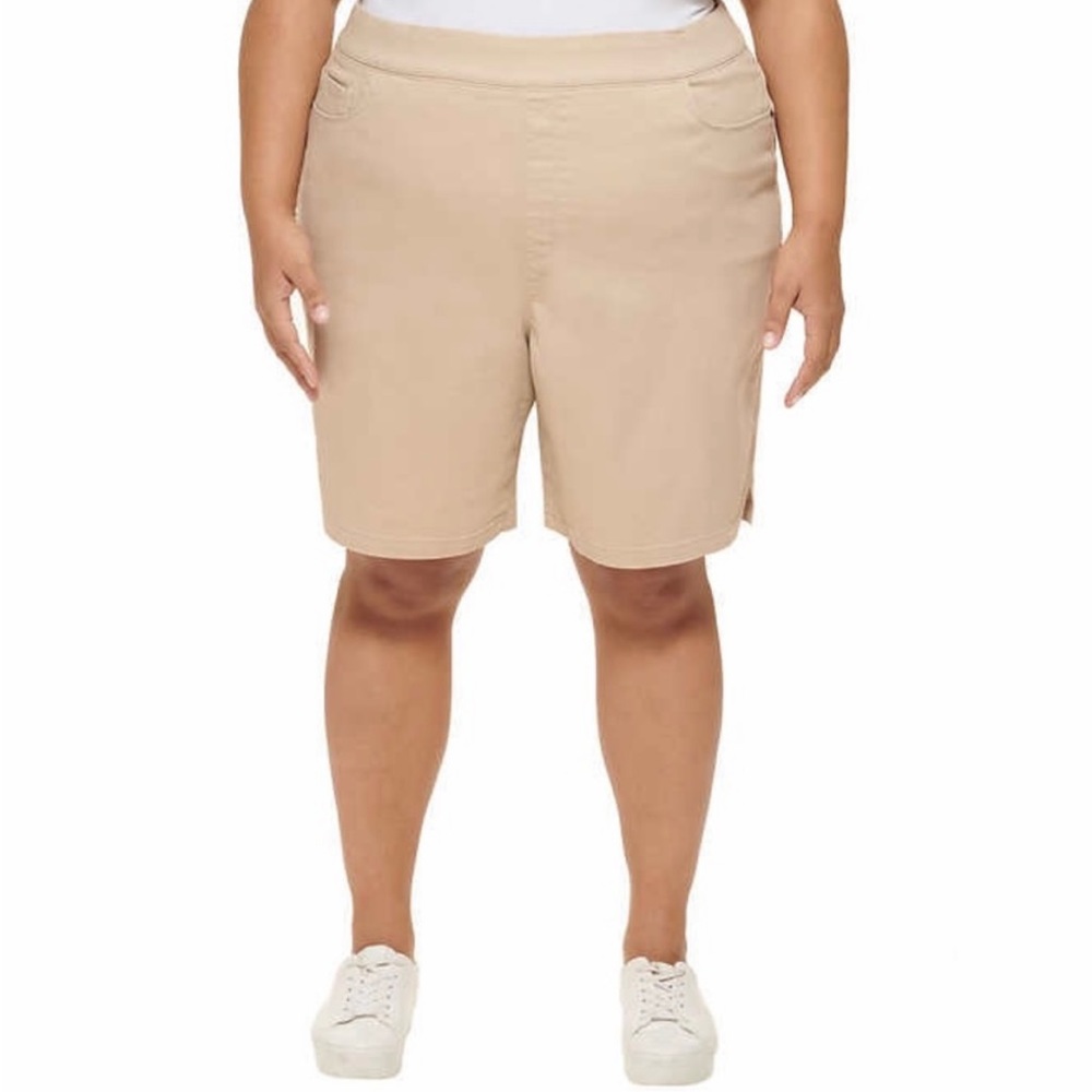 NWT DKNY Jean Women’s Bermuda Short size XL